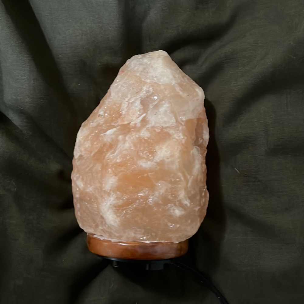Salt lamp